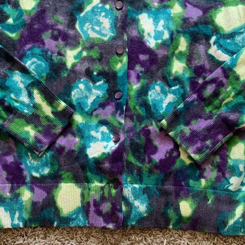 NWT Talbots Purple, Blue & Green Abstract Floral Crewneck Button Cardigan Medium - Picture 5 of 10